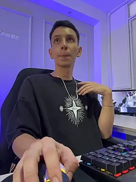 Liam_Fiire Show Webcam