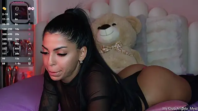 Angela_Myst Chat XXX live