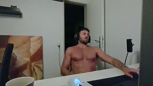 alpha-hunk Live XXX-Chat