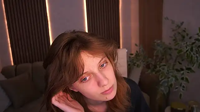CuteeFoxy élő XXX-chatje