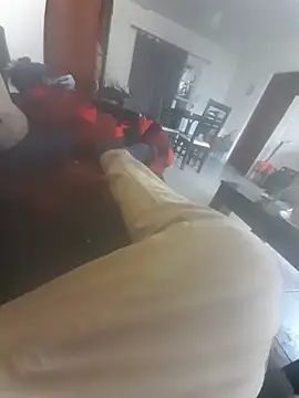 Emi_Argentina Webcam show