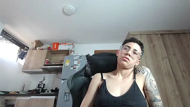 Cutie_Shy_ Live XXX Chat