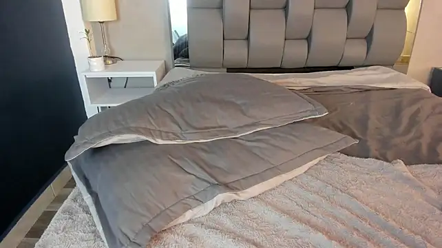 XXX chat uživo modela Charlie___Musk