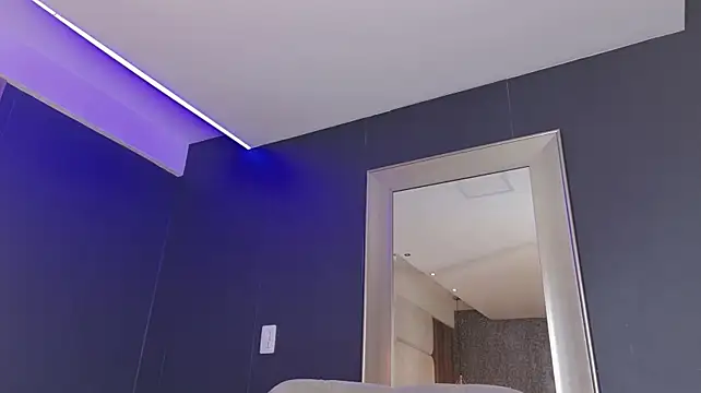 Amareto_ – Naživo XXX chat