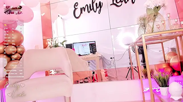 EmilyLeah_のライブXXXチャット