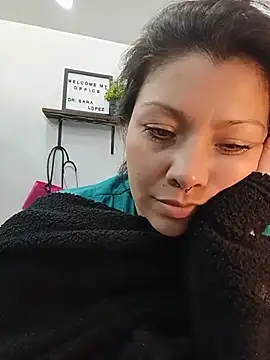 SARA_21- XXX чат на живо
