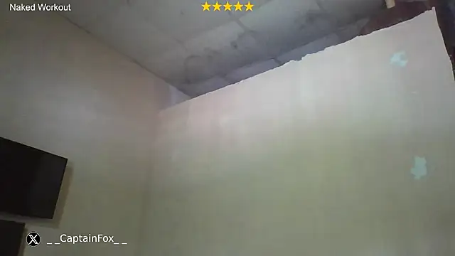 XXX chat uživo modela CaptainFox
