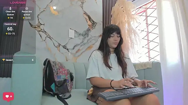 kate_boobs 即時 XXX 聊天