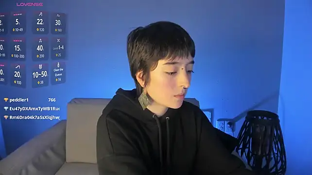 Atheena__ 即時 XXX 聊天