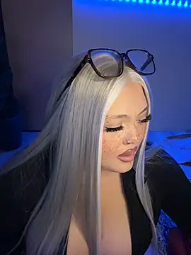 Vixen-Kiss Webcamshow