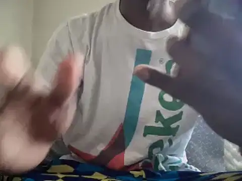chocolatte_'s Webcam Show