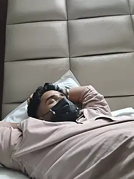 BeardKingoBack Show Webcam