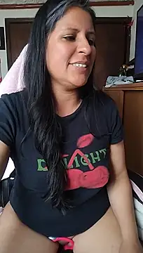 LucifernandaSw webcam show