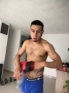 دردشة Taylor_DiamondBoy الجنسية المباشرة