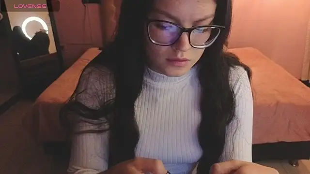 Sara_valderrama_'s Live XXX Chat