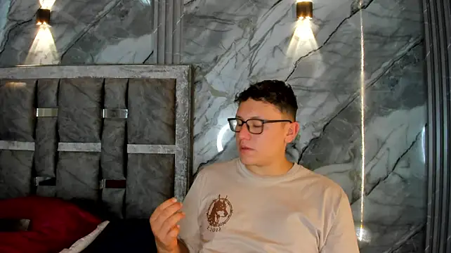 Manson_and_Zoe Live XXX-chat