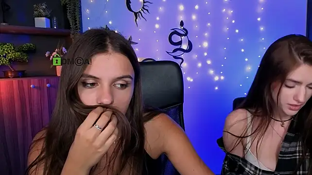 lisa_dark_: απευθείας συνομιλία ΧΧΧ