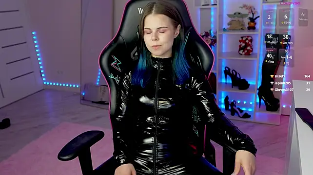 QueenAliceX Webcam-Show