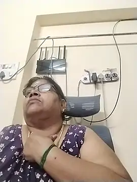 bigbum68 লাইভ XXX চ্যাট