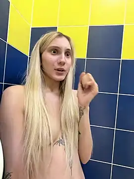 Pink_Kiss' Webcam Show