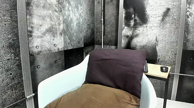 Gury_tattoo Chat XXX in diretta