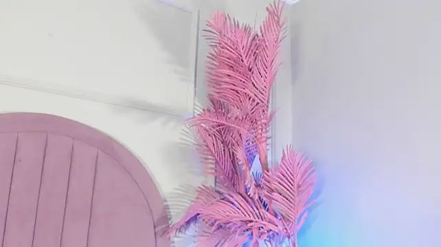 Hanaahquinn's Live XXX Chat