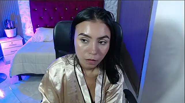 julieta_fn Chat XXX in diretta