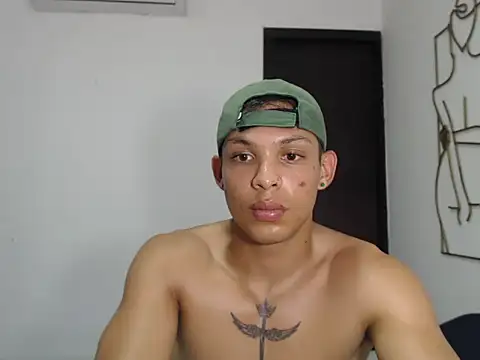 Chat XXX ao vivo de braddhott_