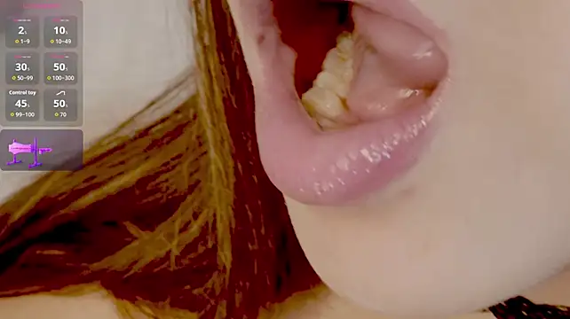 צ'אט XXX בשידור חי של zarahdivousi