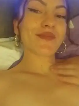 LoraBelle12 Webcam show