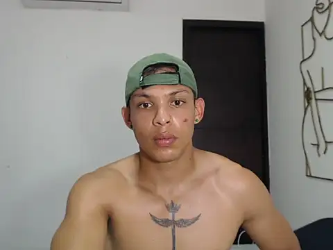 Chat +18 de braddhott_ ao vivo