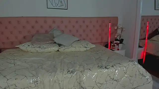 Онлайн чат XXX IvyRussel