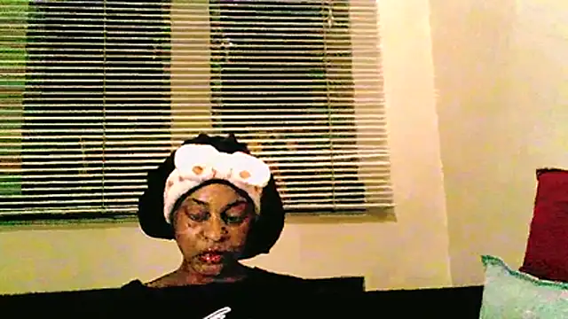 ORUOMA's Live XXX Chat