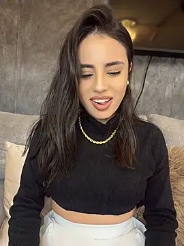 AbyThompson Adlı Modelin Canlı XXX Sohbeti