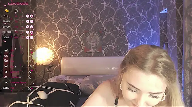 Chat +18 de MiaMiaMeow ao vivo
