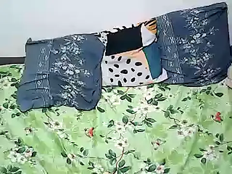 xxhottinybabe Шоу с уебкамера