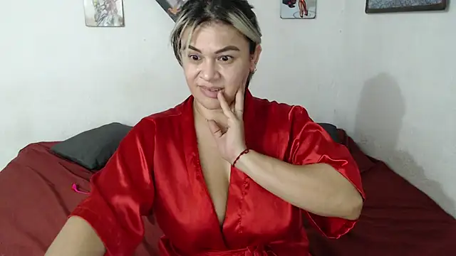 pamela_echeverria élő XXX-chatje