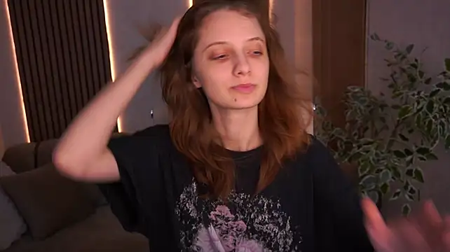 CuteeFoxy Live XXX-Chat