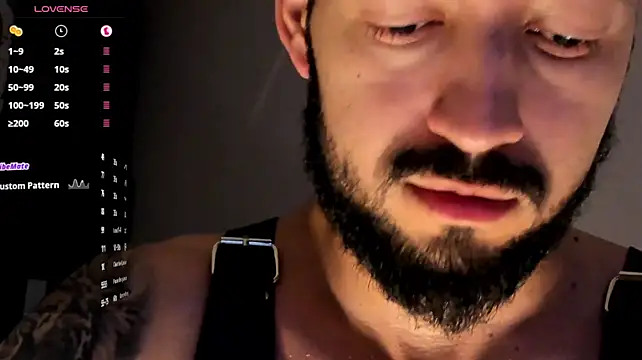 Chat XXX ao vivo de MarkWalker__