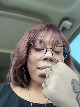 moan4mona's Live XXX Chat