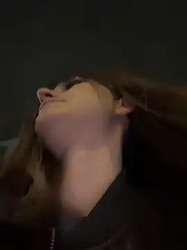 AnitaFly XXX чат на живо