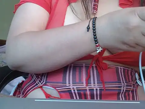 Mafe_Taylor élő XXX-chatje