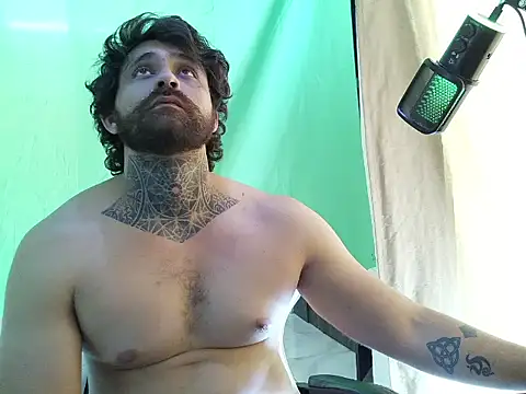 aronmiller404 Webcamshow
