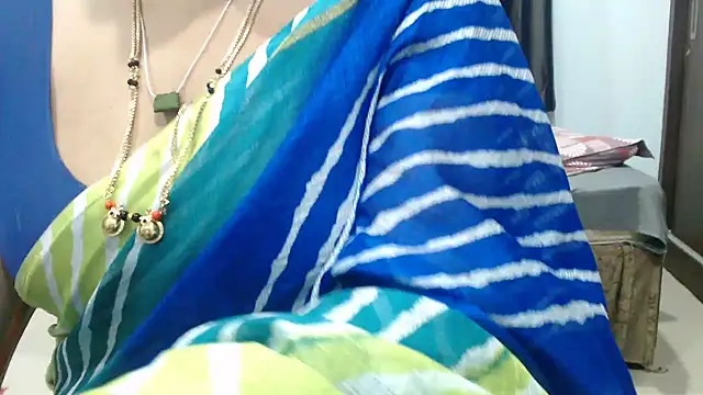 Chat XXX ao vivo de sunitha-3