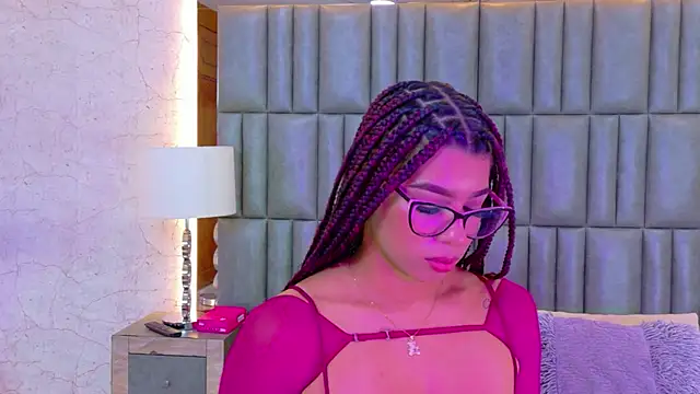 TiaraRosse's Live XXX Chat