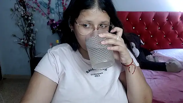 angel_barbie_1's Live XXX Chat