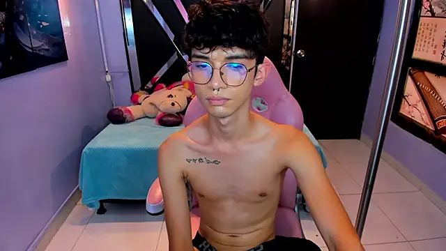 LiamHeatx Show Webcam