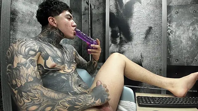 Gury_tattoo Live XXX-Chat