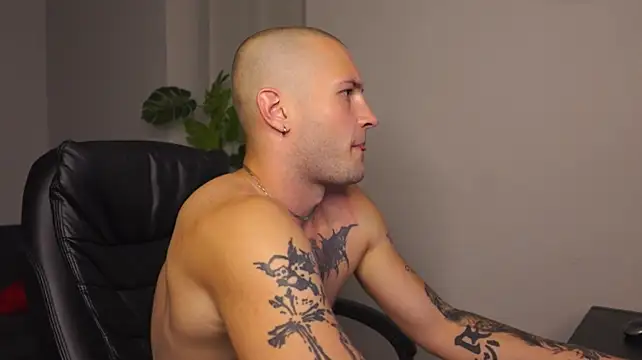 Show de Igor_Wilde na webcam