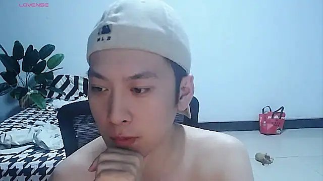 צ'אט XXX בשידור חי של yichen008